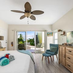 The One Love Ocean View Studio Cottage in East End