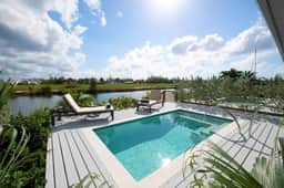 Mahogany Villa 2-A - 4BR Canal Front Villa & Pool | Sea Haven