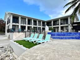Seven Mile View #3A - Oceanfront Studio & Pool