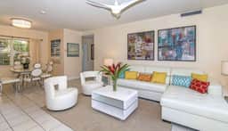 Regal Beach Club #611: 2BR Ocean View Condo on 7 Mile Beach - Image 5