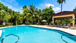 Laguna del Mar #2 | Oceanfront 3BR Condo | Seven Mile Beach - Image 5