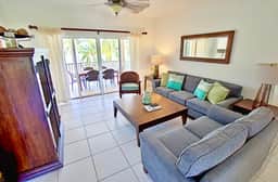 7 Up Condo 2BR/2BA at Scenic Kaibo Kai - Beach & Pool - Image 3