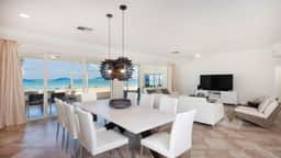 Laguna del Mar #5 | Oceanfront 3BR Condo | Seven Mile Beach - Image 3