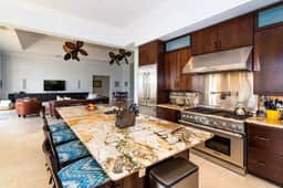 Faroway Luxury Ocean & Beach Villa - South Sound 4BR Oceanfront Estate - Image 4