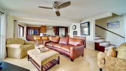 Seven Mile View#2 - 2 BR Oceanfront Condo & Pool - Image 3