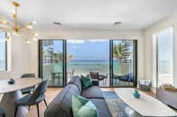 Silver Reef #4 - 2 BR LUXE Oceanfront & Pool - Image 2