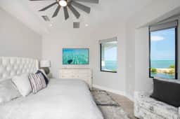 Mahogany Villa 2-A - 4BR Canal Front Villa & Pool | Sea Haven - Image 5