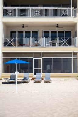 Laguna del Mar #10 - Oceanfront 3 bedroom on Seven Mile Beach - Image 4