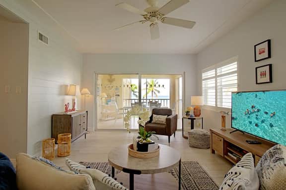 Plantation Village #20 | 3BR Ocean View Condo on Seven Mile Beach