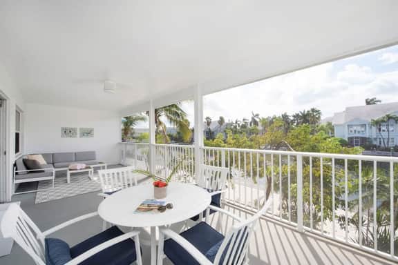 Snug Harbour View #8 – 2BR/2BA Canal Front Condo by Seven Mile Beach