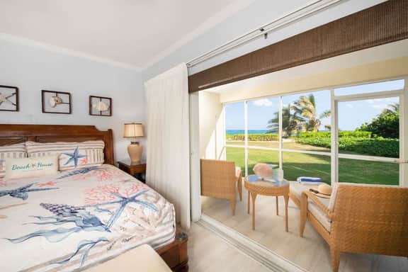 The Retreat #20 - 2 Bedroom Ocean Beach View Condo