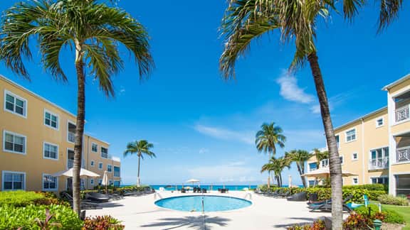 Regal Beach Club 231 2BR Ocean Viewe Condo on 7 Mile Beach - Image 2