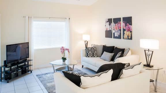Regal Beach Club #134: 2BR Ocean View Condo on 7 Mile Beach - Image 5