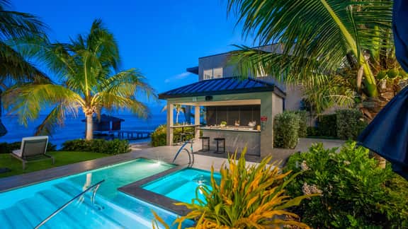 Black Urchin Resort - The Haven 29 BR Full Resort Buyout - Image 2