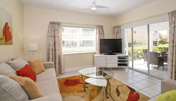 Regal Beach Club #512: 2BR Ocean View Condo on 7 Mile Beach - Image 4