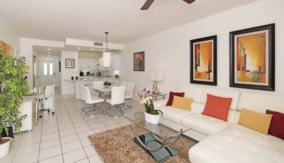 Regal Beach Club #522 | 2BR Ocean View Condo on 7 Mile Beach - Image 4