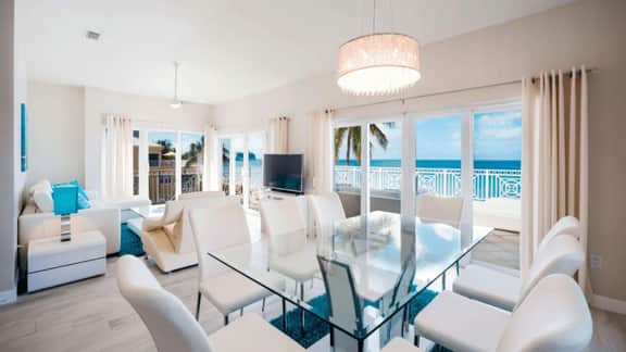 Regal Beach Club #634: 3BR Ocean View Condo 7 Mile Beach - Image 4