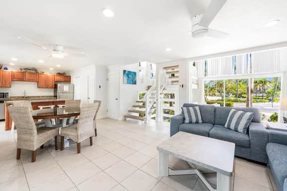Island House #12 “Summer Breeze” 2BR/2BA at Rum Point Bioluminescent Bay - Image 4
