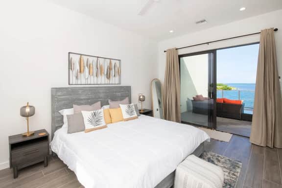 Allure #22 - Waterfront 3BR/3BA Condo with Pool - Image 3