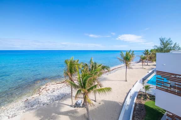 Silver Reef #4 - 2 BR LUXE Oceanfront & Pool - Image 4