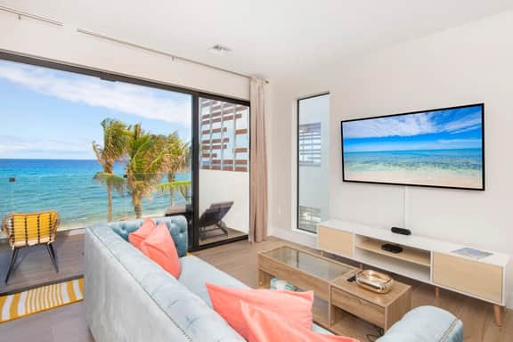 Silver Reef #2 - 2 BR LUXE Oceanfront & Pool - Image 4