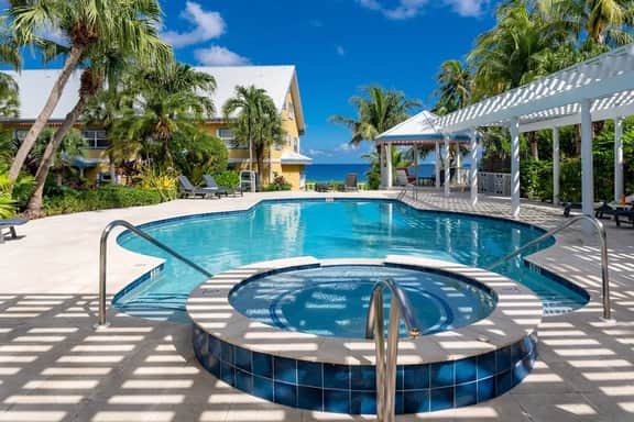 Coconut Bay Villas #113 - Ocean View 2 BR & Pool - Image 2