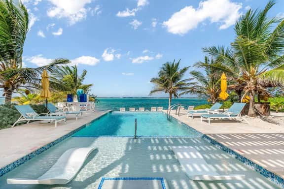 The Cottages Collection - 10 Oceanfront Suites and 2 BR Penthouse - Image 3