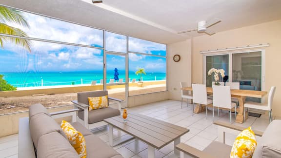 Laguna del Mar #1 | Oceanfront 4BR Condo | Seven Mile Beach - Image 1