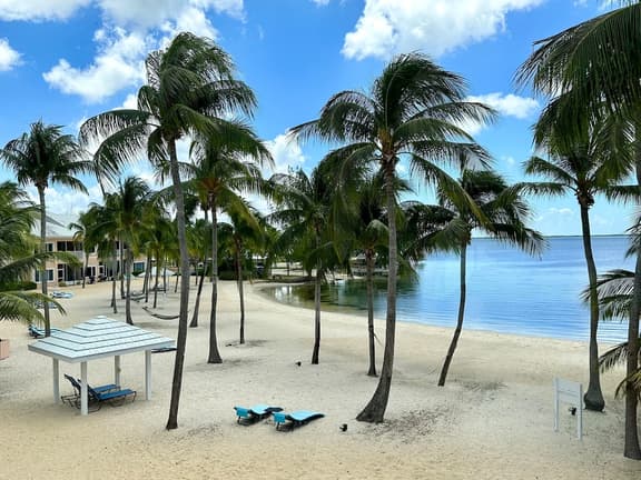 Crystal Kai 2 BR Kaibo Yacht Club - Pool, Kayaks & Beach - Image 1