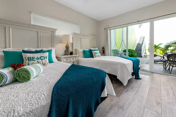 The No Problem Ocean View Studio Cottage in East End - Image 1