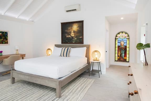 The Mastic Cana Cottage | 2BR w/ Private Pool on 11 Acre North Side Estate - Image 1