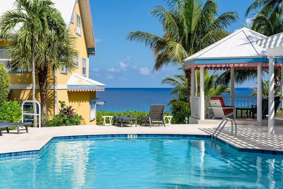 Coconut Bay Villas #113 - Ocean View 2 BR & Pool - Image 1