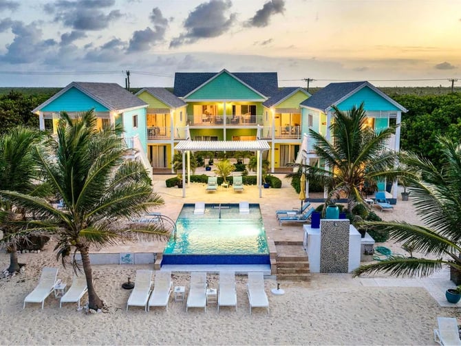 The Cottages Collection - 10 Oceanfront Suites and 2 BR Penthouse