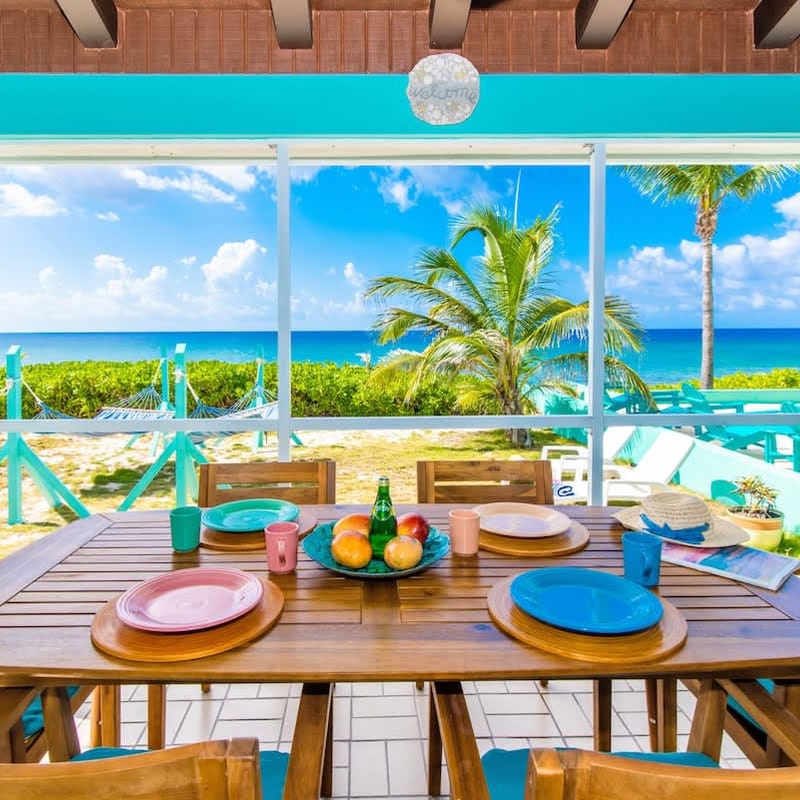 Blue Vista Villa - Oceanfront 5 Bedroom Pool Home