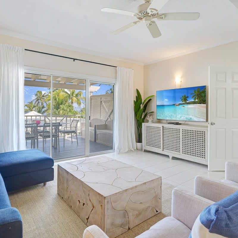 Coconut Bay Villas #116 - Ocean View 2 BR & Pool