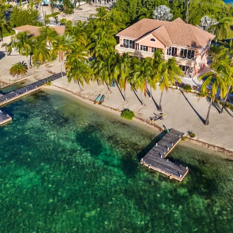 Pieces of Eight LUXE 6BR Rum Point Villa
