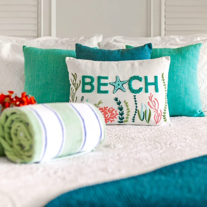 The No Problem Oceanfront Studio Cottage in East End